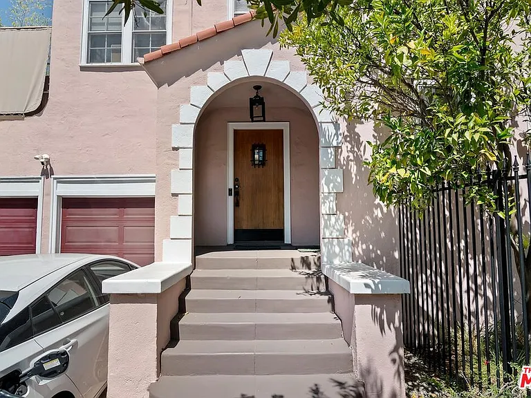 1107 S Citrus Ave — photo 4